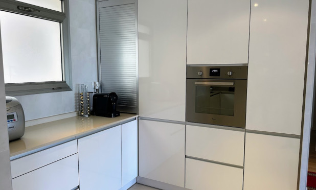 Wiederverkauf - Wohnung - Orihuela Costa - La Zenia