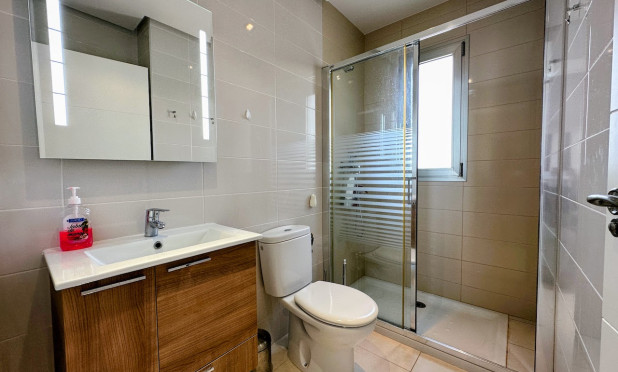 Wiederverkauf - Wohnung - Orihuela Costa - La Zenia