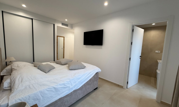 Reventa - Villa - Finestrat