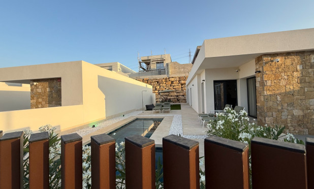 Reventa - Villa - Finestrat