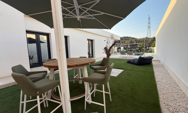 Reventa - Villa - Finestrat