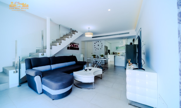 Herverkoop - Villa - Orihuela Costa - Villamartín