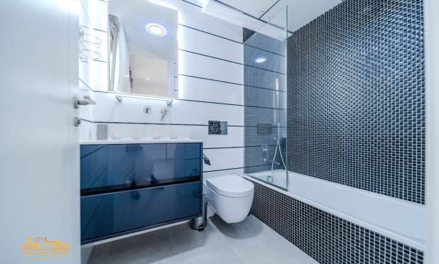 Herverkoop - Villa - Orihuela Costa - Villamartín