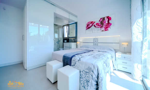 Herverkoop - Villa - Orihuela Costa - Villamartín