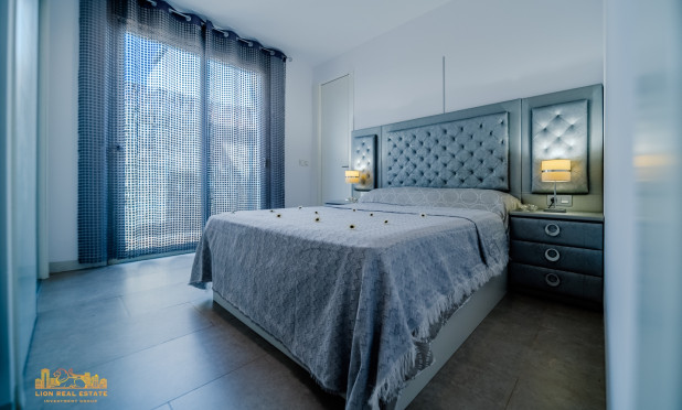 Herverkoop - Villa - Orihuela Costa - Villamartín