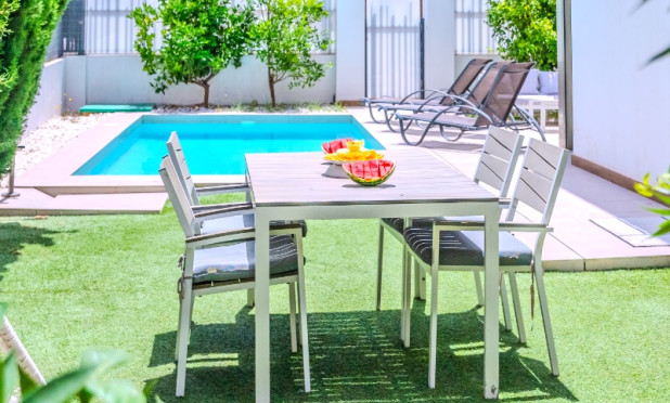 Herverkoop - Villa - Orihuela Costa - Villamartín