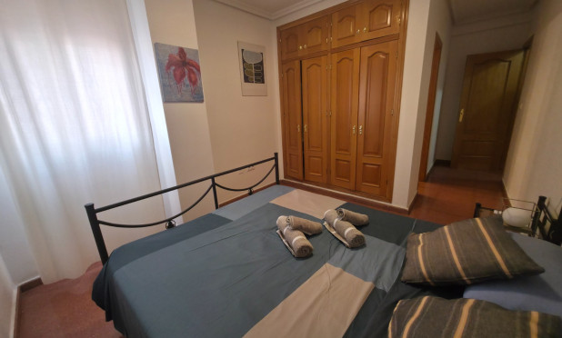 Wiederverkauf - Wohnung - Torrevieja - Paseo maritimo