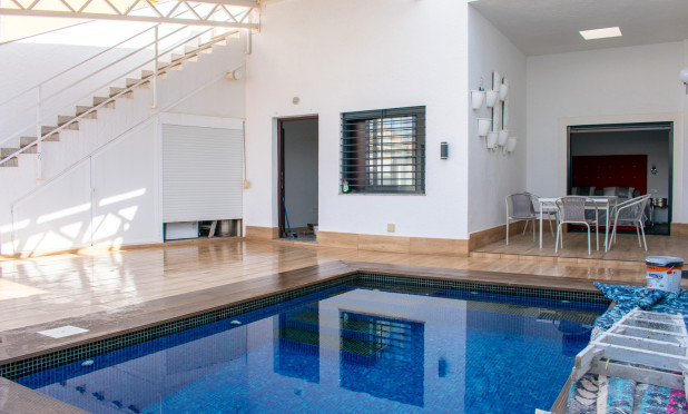 Odsprzedaż - Villa - Pilar de la Horadada - Torre De La Horadada