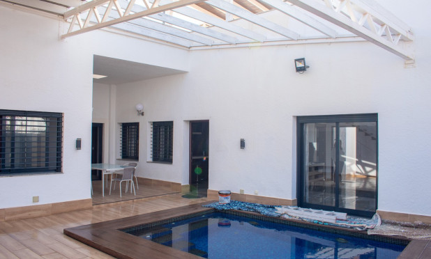 Odsprzedaż - Villa - Pilar de la Horadada - Torre De La Horadada