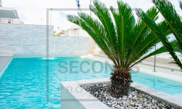 Herverkoop - Villa - San Miguel de Salinas - Urbanizaciones