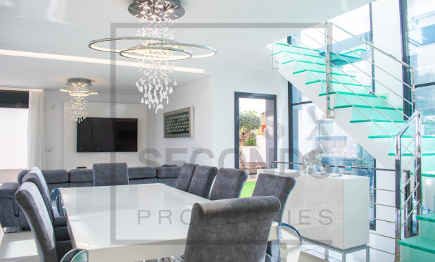 Herverkoop - Villa - San Miguel de Salinas - Urbanizaciones