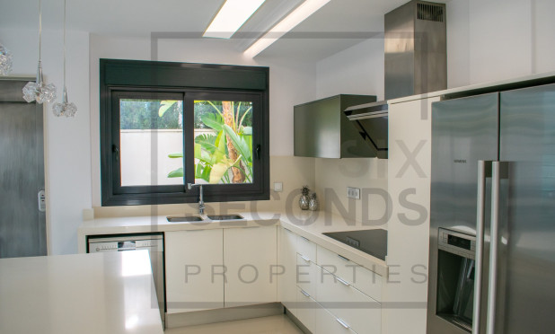 Herverkoop - Villa - San Miguel de Salinas - Urbanizaciones