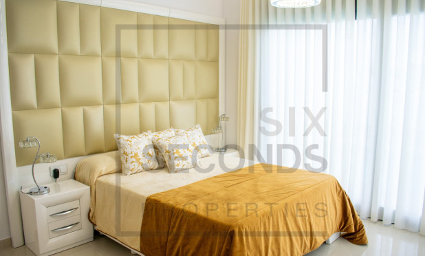 Herverkoop - Villa - San Miguel de Salinas - Urbanizaciones