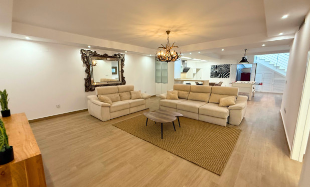 Odsprzedaż - Villa - San Miguel de Salinas