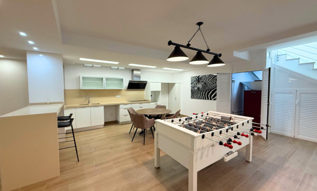 Odsprzedaż - Villa - San Miguel de Salinas