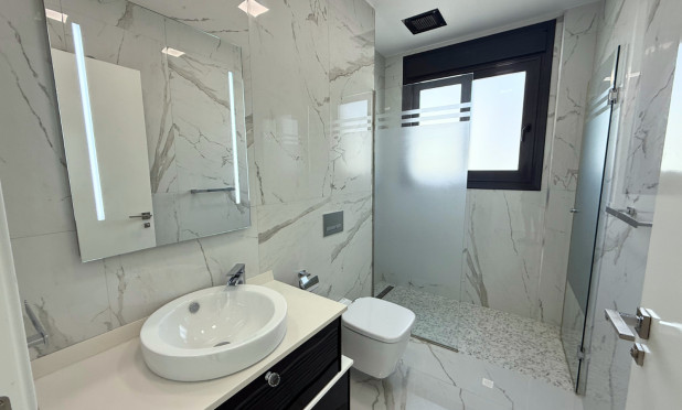 Odsprzedaż - Villa - San Miguel de Salinas