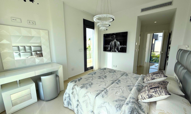 Odsprzedaż - Villa - San Miguel de Salinas