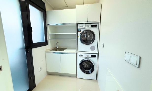 Odsprzedaż - Villa - San Miguel de Salinas