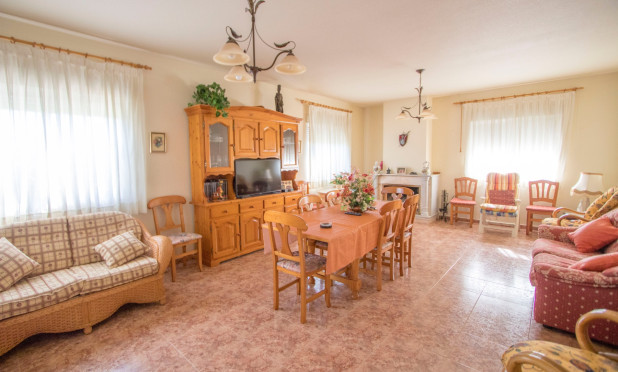 Reventa - Finca / Casa de Campo - Albatera