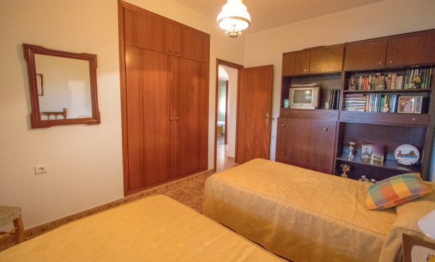 Reventa - Finca / Casa de Campo - Albatera