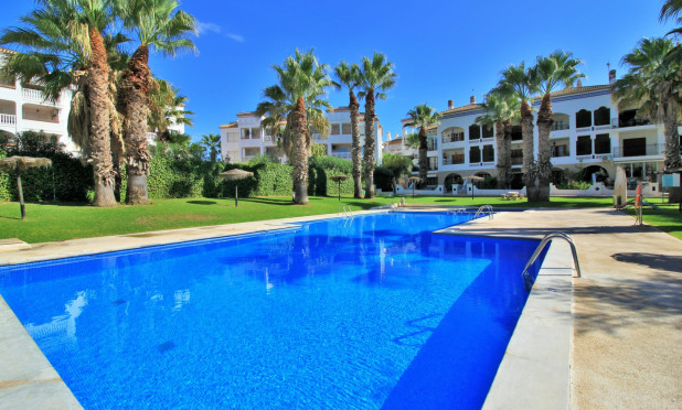 Resale - Apartment / flat - Villamartín