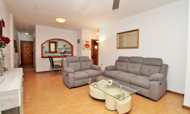 Resale - Apartment / flat - Villamartín