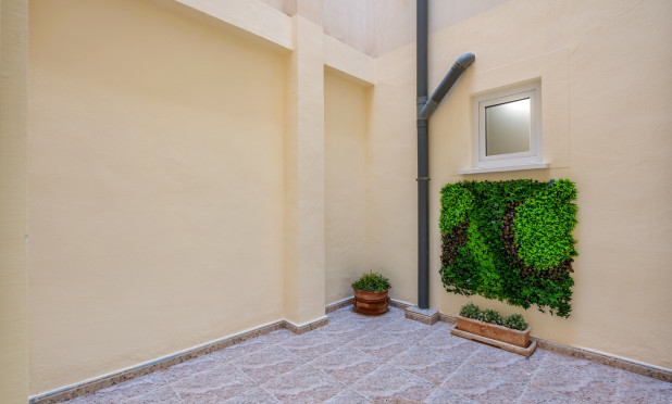 Reventa - Apartamento / piso - Torrevieja - Playa del Cura