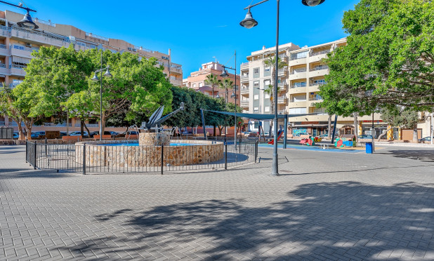 Reventa - Apartamento / piso - Torrevieja - Playa del Cura