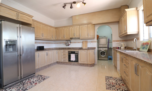 Herverkoop - Finca / Landelijk eigendom - Catral - Catral - Country