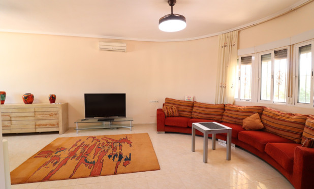 Herverkoop - Finca / Landelijk eigendom - Catral - Catral - Country