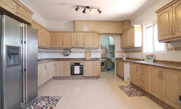 Herverkoop - Finca / Landelijk eigendom - Catral - Catral - Country