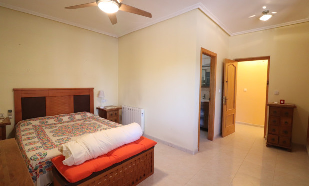 Herverkoop - Finca / Landelijk eigendom - Catral - Catral - Country