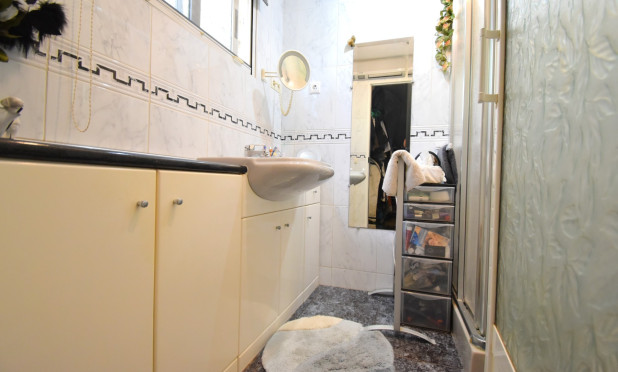 Revente - Villa (detached) - Orihuela Costa - Los Balcones