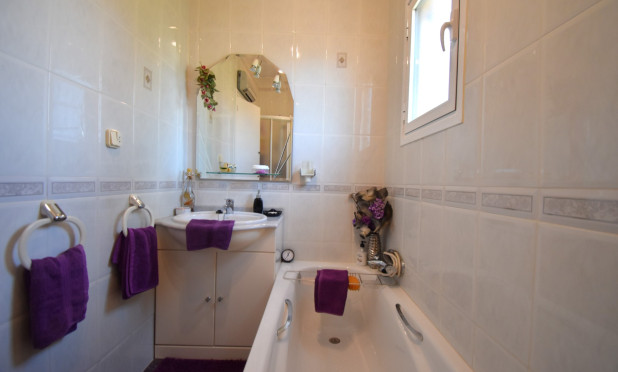 Revente - Villa (detached) - Orihuela Costa - Los Balcones