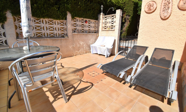 Revente - Villa (detached) - Orihuela Costa - Los Balcones
