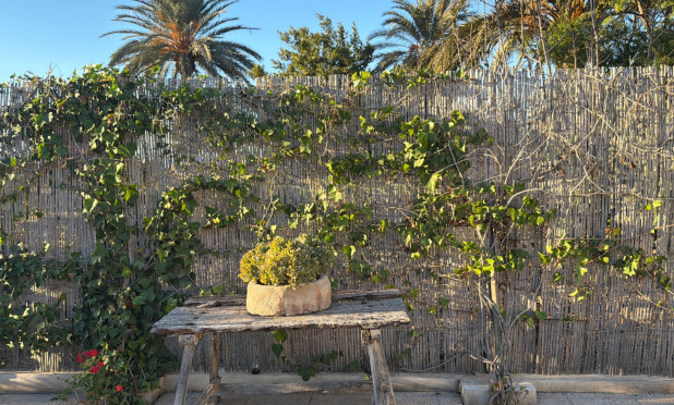 Resale - Villa - Dolores