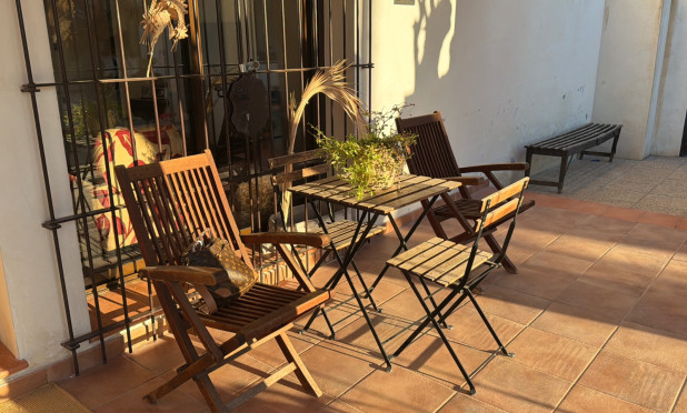 Resale - Villa - Dolores