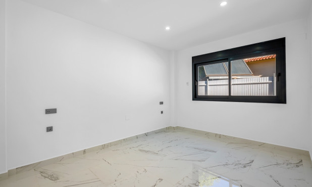 Reventa - Villa - Campoamor