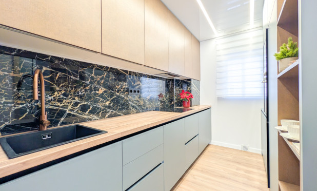 Wiederverkauf - Wohnung - Torrevieja - El Acequión - Los Náufragos