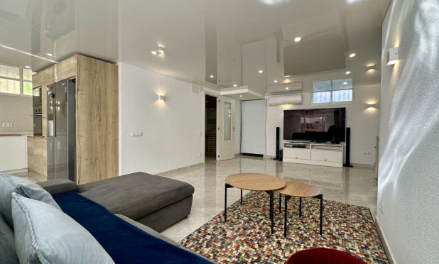 Reventa - Villa - Orihuela Costa - Los Altos