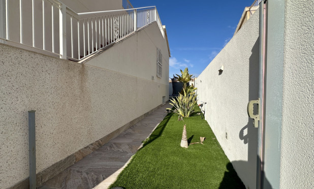 Reventa - Villa - Orihuela Costa - Los Altos