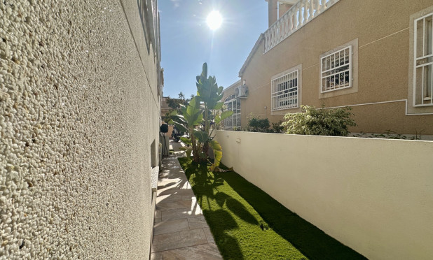 Reventa - Villa - Orihuela Costa - Los Altos