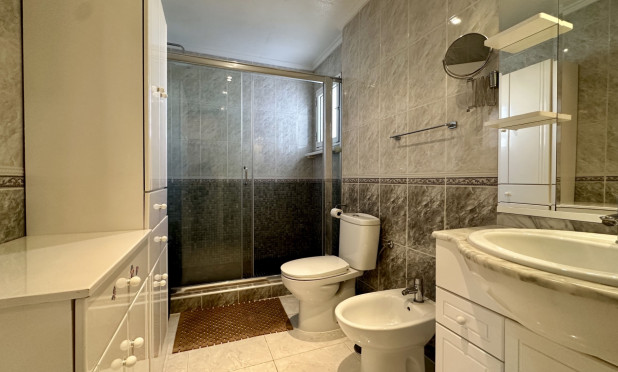 Reventa - Villa - Orihuela Costa - Los Altos