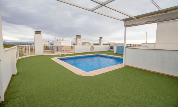 Odsprzedaż - Mieszkanie w bloku - Formentera del Segura