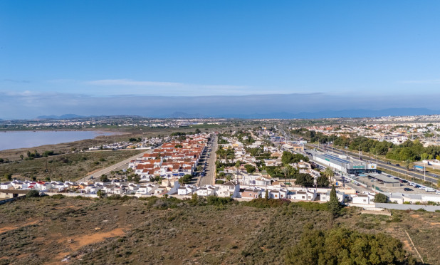 Resale - Villa - Torrevieja - Urbanización San Luis