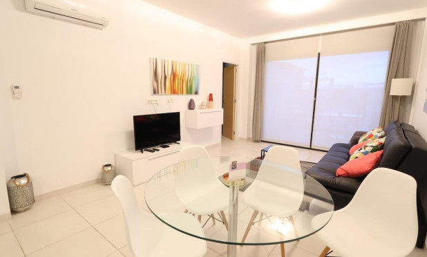 Resale - Apartment / flat - Orihuela Costa - La Zenia