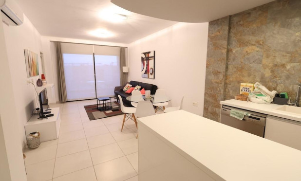 Resale - Apartment / flat - Orihuela Costa - La Zenia