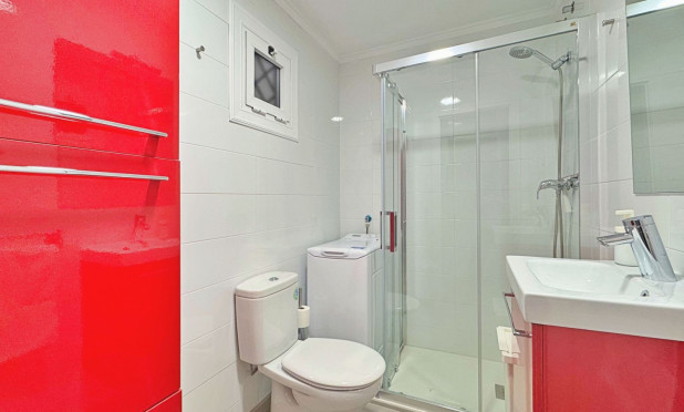 Resale - Apartment / flat - Torrevieja - La Mata