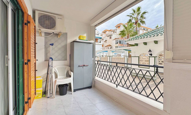 Resale - Apartment / flat - Torrevieja - La Mata