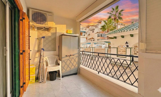 Resale - Apartment / flat - Torrevieja - La Mata